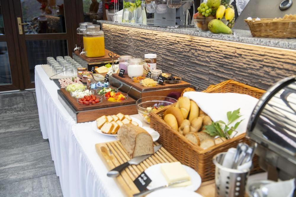 Hotel Berounka Hrebecniky Екстер'єр фото